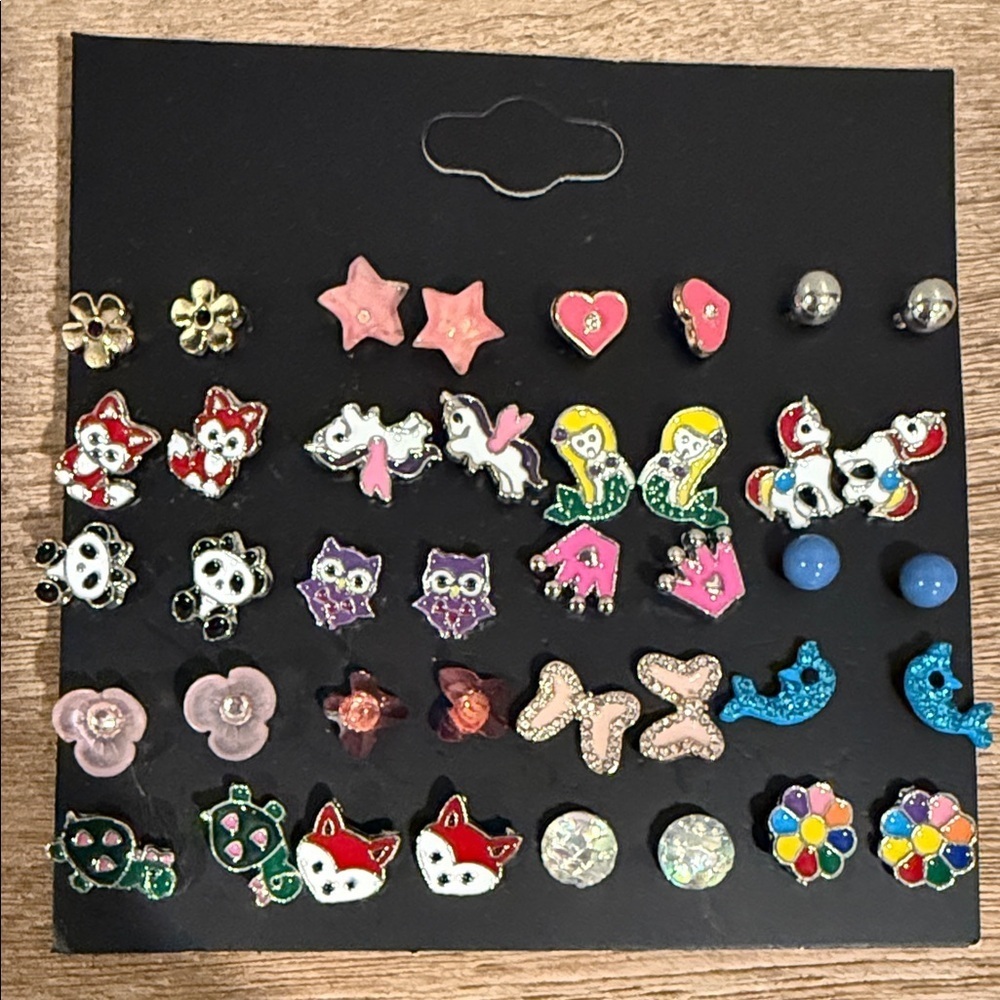 Colorful Assorted Earring Set - Picture 4 of 9